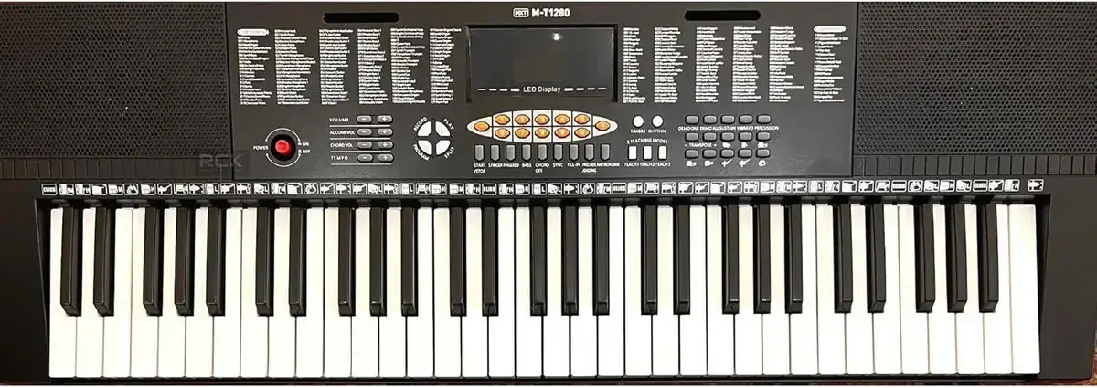 Melhor Teclado Musical: os 10 melhores em 2026 3. Teclado Musical Profissional 61 Teclas - MXT